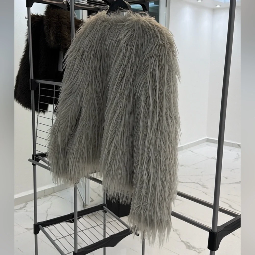 Zara faux fur coat, light grey - Picture 7 of 14